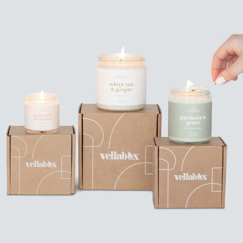 Printed candle subscription box with logo and premium finish.