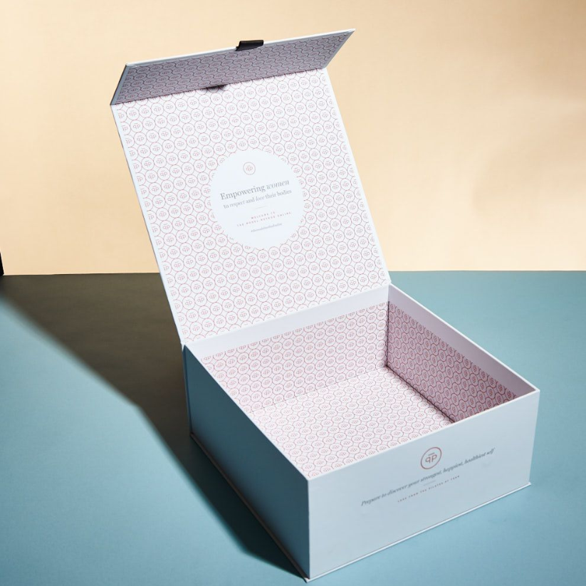 Custom Magnetic Closure Boxes