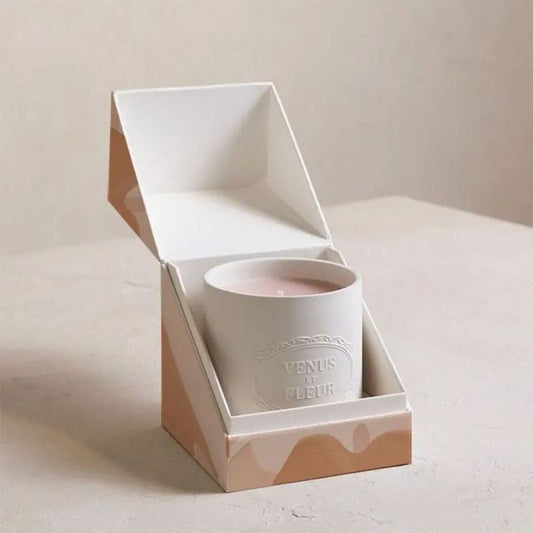 High-end magnetic rigid candle box with custom logo printing.